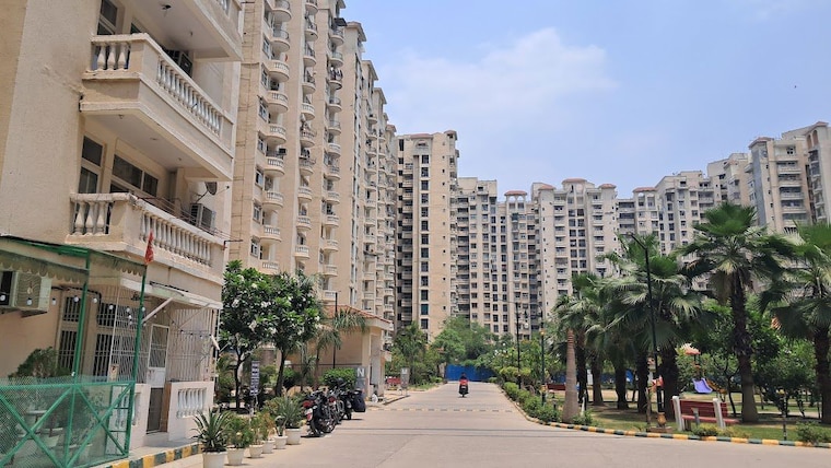 Exterior View, amrapali-princely-estate 3.5 Bedroom 1455 Sq.Ft. Apartment In Sector 76 Noida 9824305