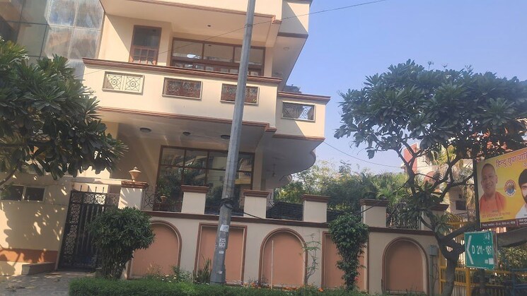 Exterior View, sector 61  450 Sq.Mt. Plot In Sector 61 Noida 9820628