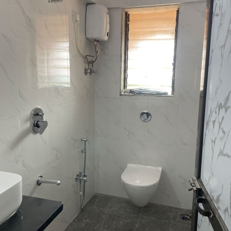 Bathroom, neptune-living-point 1.5 Bedroom 555 Sq.Ft. Apartment In Jaydev Singh Nagar Mumbai 9824635