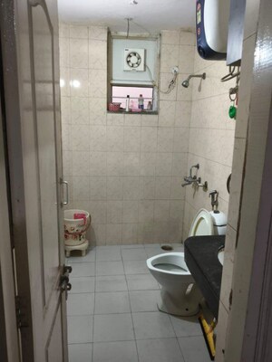 Bathroom in 4 BHK Villa at Ansal Sushant Golf city, Sushant Golf City – for Sale