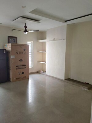 Room in 4 BHK Villa at Ansal Sushant Golf city, Sushant Golf City – for Sale
