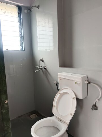 Bathroom in 1 BHK Apartment at Highland Pearl, Thane West – for Rent