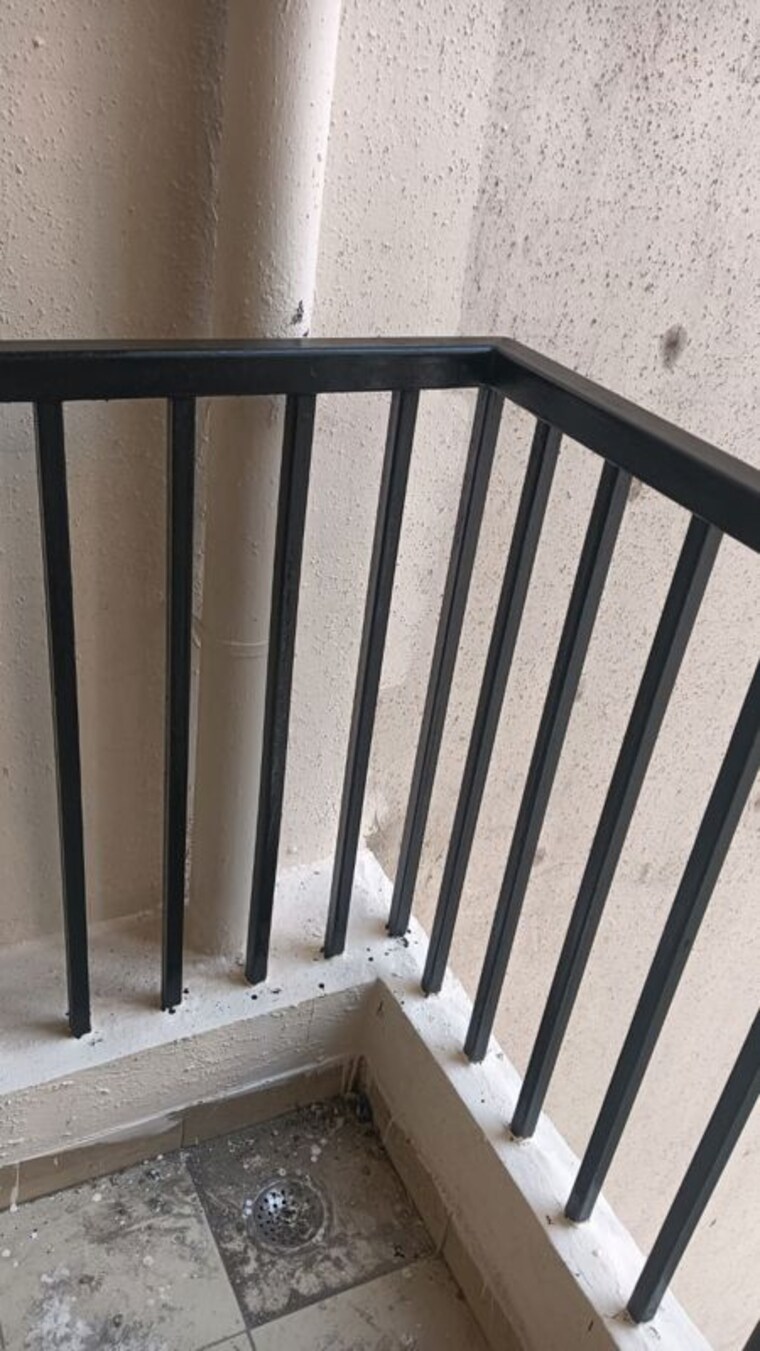 Balcony, gaur-city-2-12th-avenue 2.5 Bedroom 1225 Sq.Ft. Apartment In Sector 16c Greater Noida Greater Noida 9824845