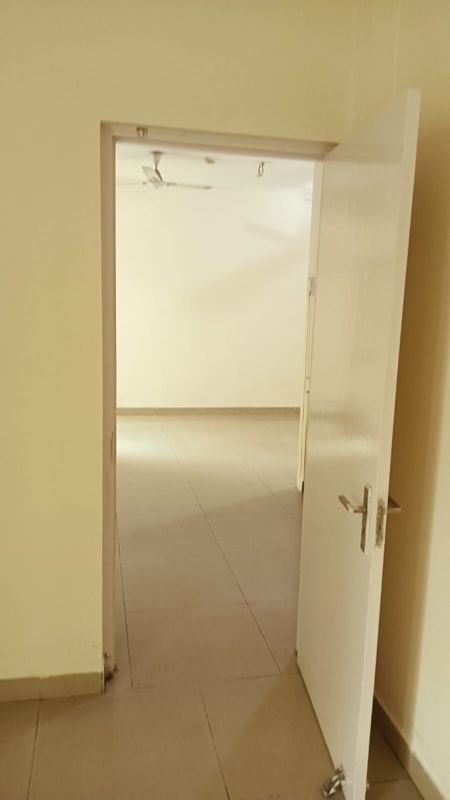 2.5 BHK 1225 Sq.Ft. Apartment in Gaur City 2 - 12th Avenue