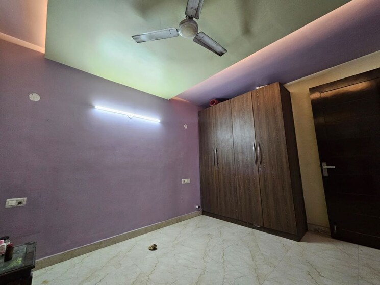 Room, saket 2 Bedroom 750 Sq.Ft. Builder Floor In Saket Delhi 9824855