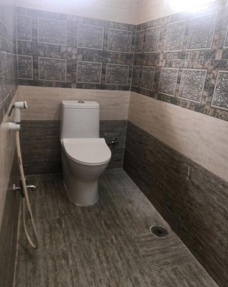 Bathroom, gachibowli 3.5 Bedroom 2000 Sq.Ft. Apartment In Gachibowli Hyderabad 9824907