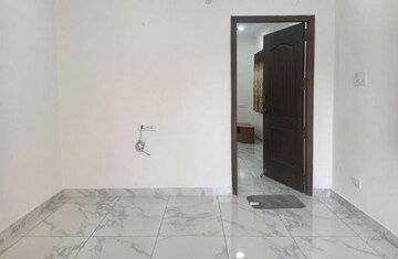 Room in 3.5 BHK Apartment at Gachibowli – for Rent