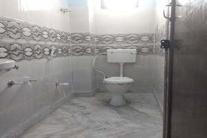Bathroom in 1.5 BHK Builder Floor at New Ashok Nagar – for Rent