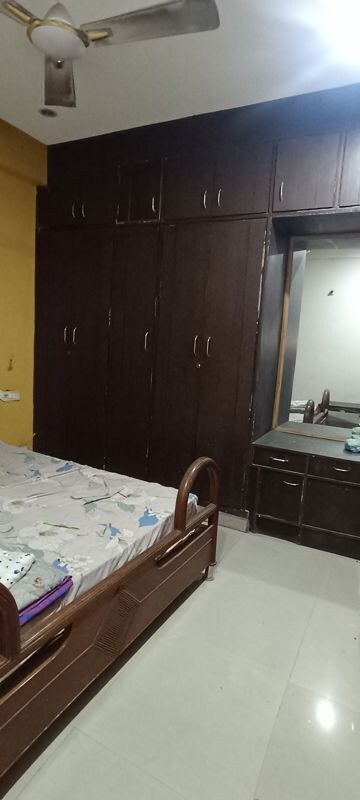 Bedroom in 3 BHK Builder Floor at Patiala Road – for Rent