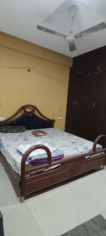 Room in 3 BHK Builder Floor at Patiala Road – for Rent