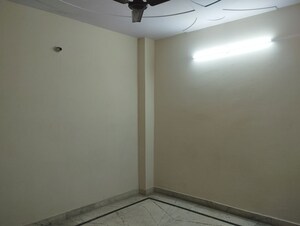 Room in 3 BHK Builder Floor at Nextra The Address, Mayur Vihar Phase 1 – for Rent