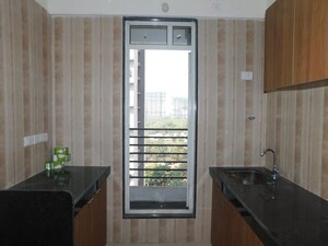 Kitchen in 1.5 BHK Apartment at Sheth Zuri, Laxmi Nagar – for Rent