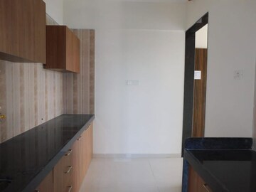 Kitchen in 1.5 BHK Apartment at Sheth Zuri, Laxmi Nagar – for Rent