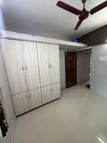 Room in 1 BHK Apartment at Saksham C.H.S., Lower Parel – for Rent