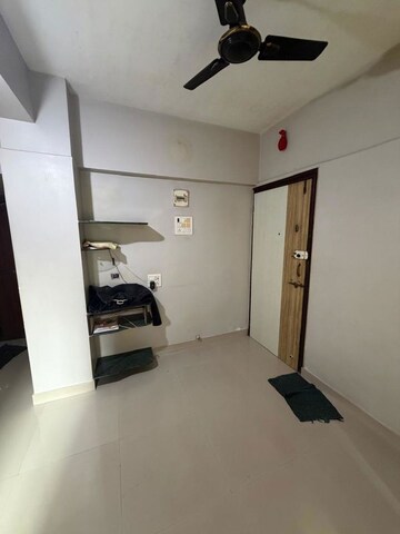 Team Area in 1 BHK Apartment at Saksham C.H.S., Lower Parel – for Rent