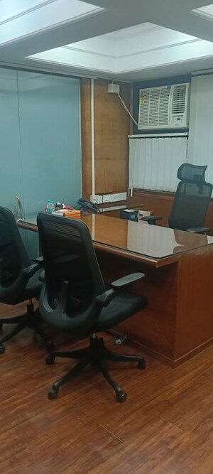 Team Area in  Office Space at Raheja Center, Nariman Point – for Rent