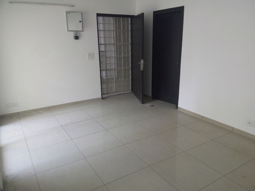 2.5 BHK + Study Room 1110 Sq.Ft. Apartment in Gulshan Vivante