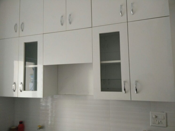 Room, gulshan-vivante 2.5 Bedroom 1110 Sq.Ft. Apartment In Sector 137 Noida 9585023