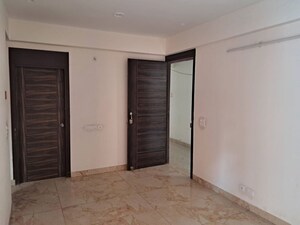 Room in 2 BHK Apartment at Rise Organic Homes, Mahurali – for Rent