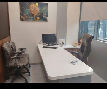 Bedroom in  Office Space at Rashmi Complex Teen Hath Naka, Dharamveer Nagar – for Rent