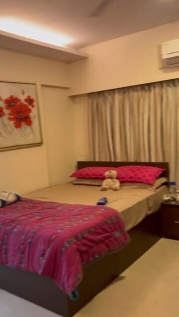 Bedroom in 3 BHK Apartment at Satnam Sharan Apartment, Chembur – for Rent