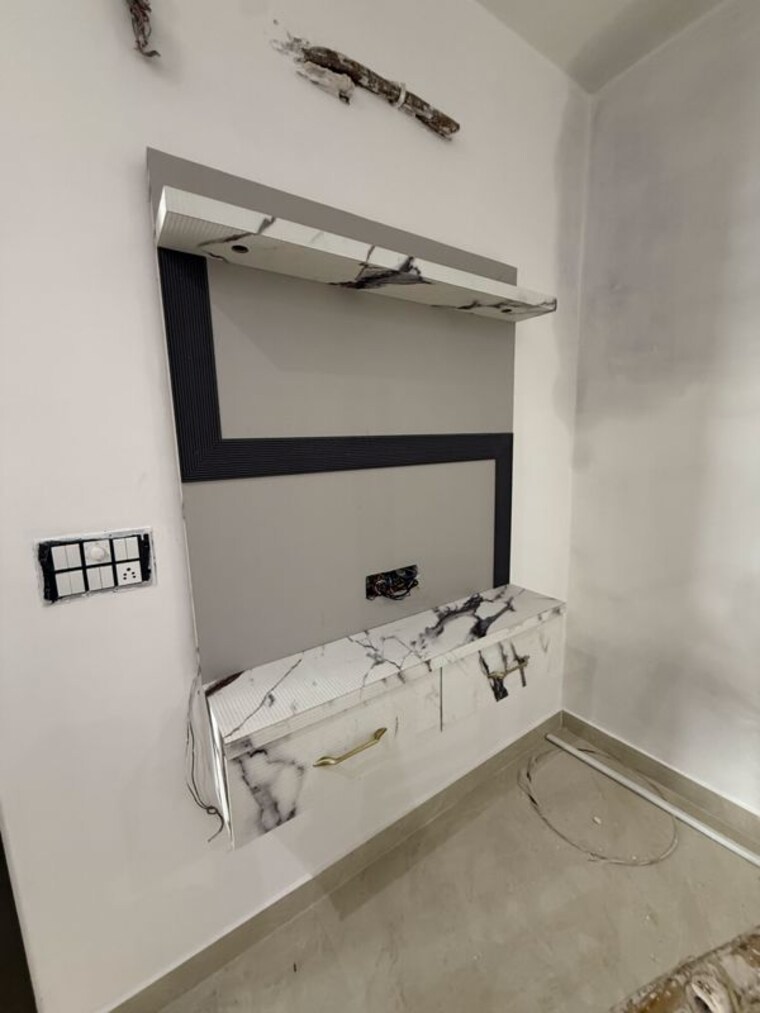 Bedroom, south extension 3 Bedroom 137 Sq.Yd. Builder Floor In South Extension Delhi 9825121