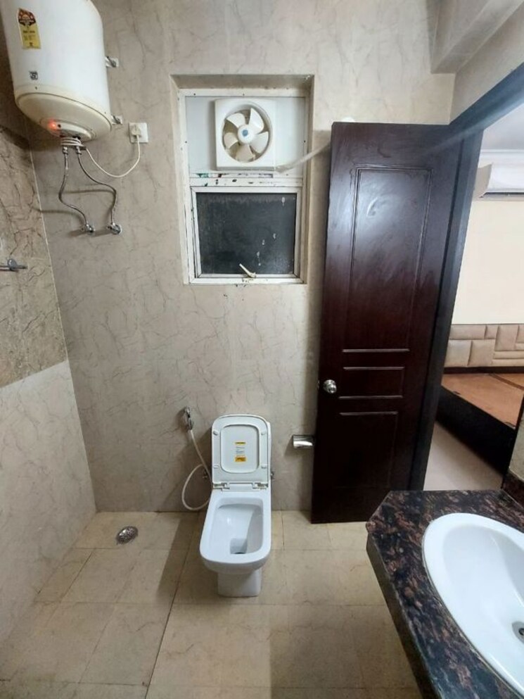 Bathroom, ansal-api-esencia 5 Bedroom 1651 Sq.Ft. Builder Floor In Sector 67 Gurgaon 9825140
