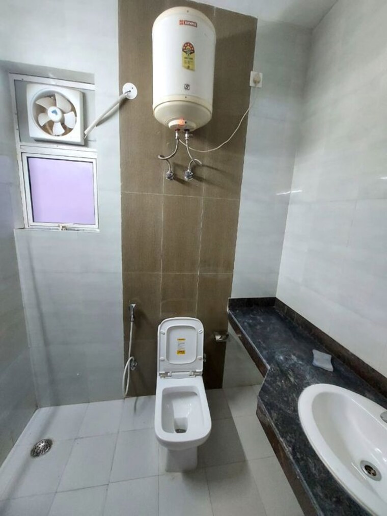 Bathroom, ansal-api-esencia 5 Bedroom 1651 Sq.Ft. Builder Floor In Sector 67 Gurgaon 9825140