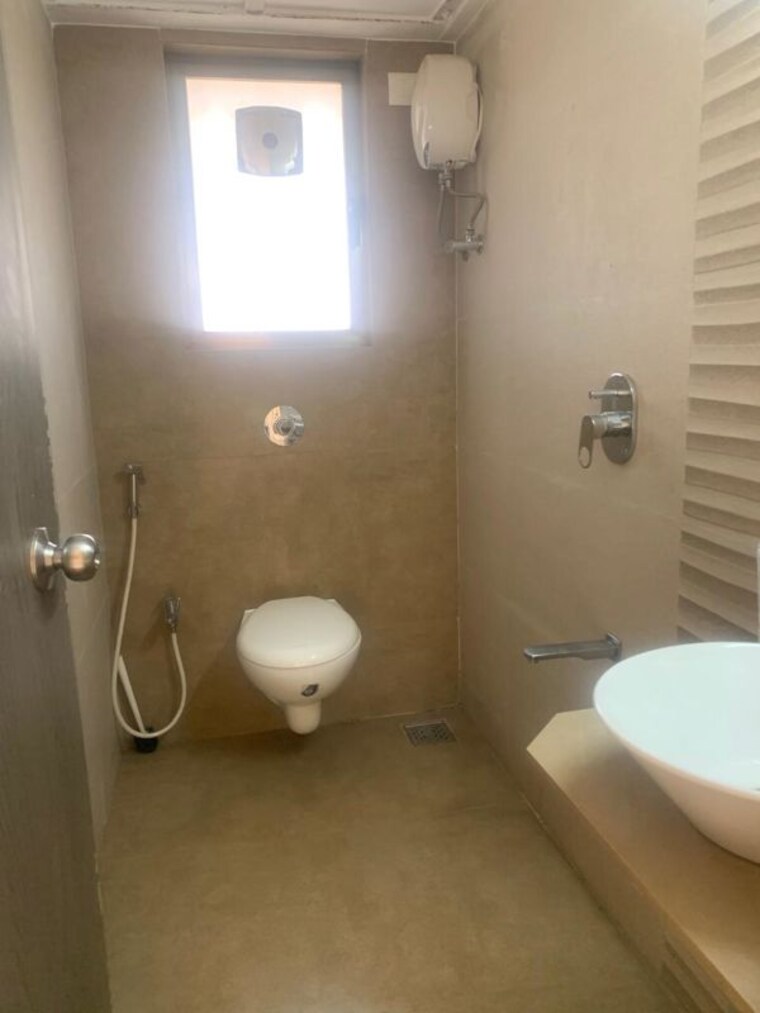 Bathroom, yashprabha-chs 3 Bedroom 976 Sq.Ft. Apartment In Borivali West Mumbai 9825200