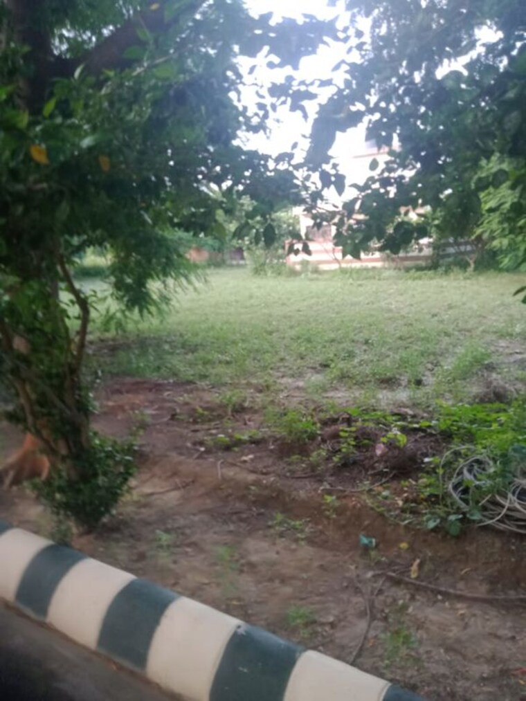 Garden, bithoor  244 Sq.Yd. Plot In Bithoor Kanpur 9825155