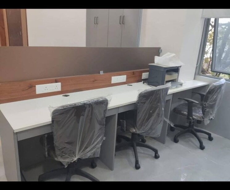 Team Area, mukund-chs-mulund Commercial Office Space 400 Sq.Ft. In Mulund East Mumbai 9825270