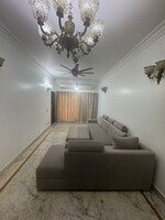 4 BHK + Servant Room 225 Sq.Ft. Builder Floor in Uday Park