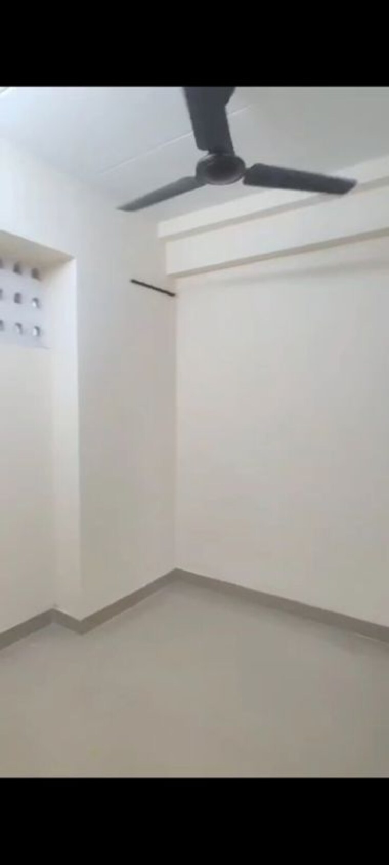 Room, shree-gajanan-niwas 1 Bedroom 250 Sq.Ft. Apartment In Lower Parel Mumbai 9825275