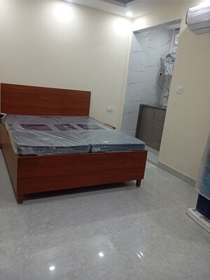 1 RK Builder Floor For Rent in East Of Kailash