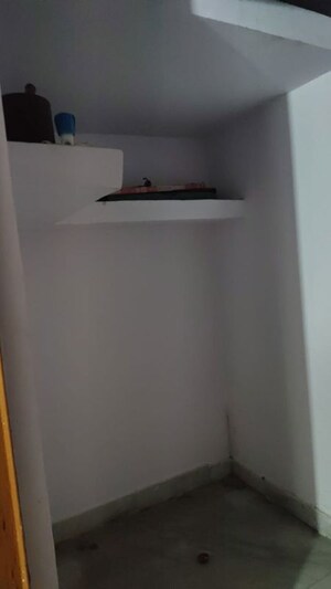 Room in 2.5 BHK Builder Floor at Govindpuram Residency, Govindpuram – for Rent