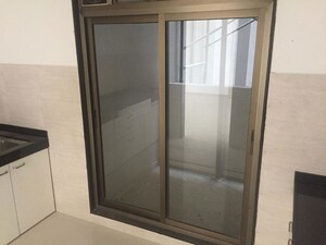 Room in 3 BHK Apartment at Kanakia Levels, Malad East – for Rent