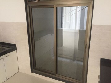 Room in 3 BHK Apartment at Kanakia Levels, Malad East – for Rent