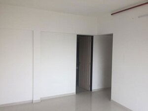 Room in 3 BHK Apartment at Kanakia Levels, Malad East – for Rent