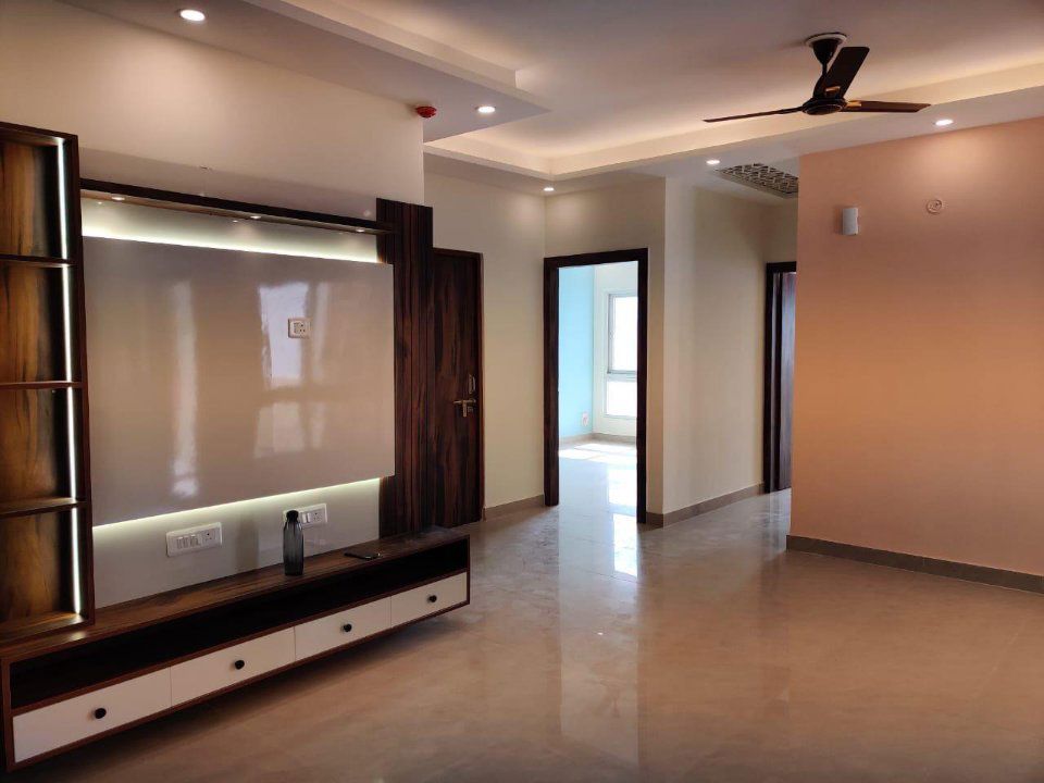 2.5 BHK + Pooja Room,Study Room Apartment For Rent in UPAVP Ganga Yamuna And Hindon Enclave