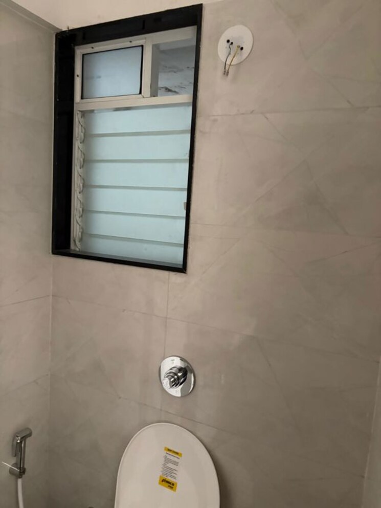 Room, dem-phoenix 1 Bedroom 370 Sq.Ft. Apartment In Malad East Mumbai 9825330