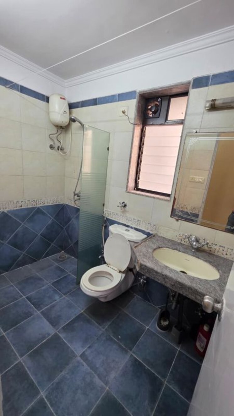 Bathroom, kukreja-residency 2 Bedroom 949 Sq.Ft. Apartment In Chembur Mumbai 9825306