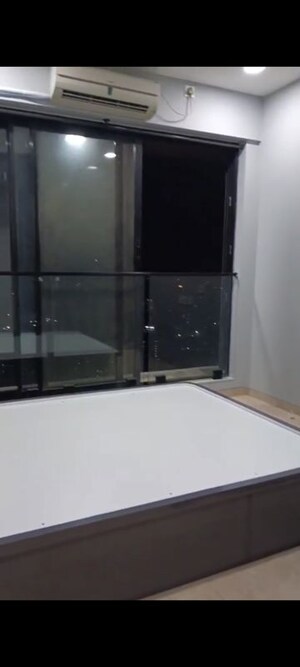 Furnished Amenities in 2 BHK Apartment at Dosti Eastern Bay, Wadala – for Rent