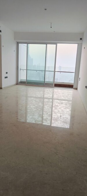 Room in 2 BHK Apartment at Marathon Monte South, Byculla West – for Sale