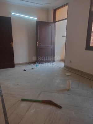 Room in 2 BHK Builder Floor at Malviya Nagar – for Rent