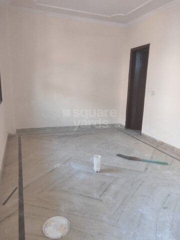 Room in 2 BHK Builder Floor at Chattarpur – for Rent