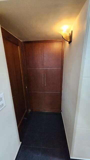 Furnished Amenities in 3 BHK Builder Floor at Greater Kailash – for Rent