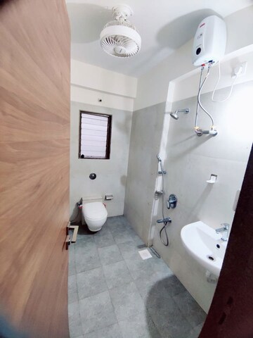 Bathroom in 2 BHK Apartment at Yash Twin Tower, Baner – for Sale