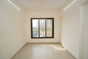 Room in 2 BHK Apartment at Abrol Signature, Malad West – for Rent