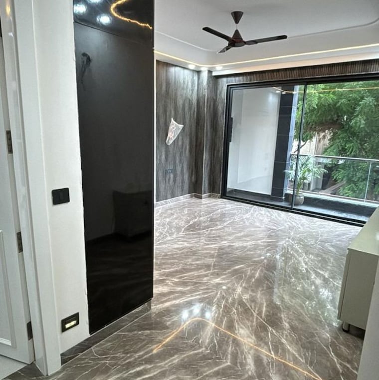 Balcony, sector 21 3 Bedroom 1700 Sq.Ft. Builder Floor In Sector 21 Gurgaon 9825415