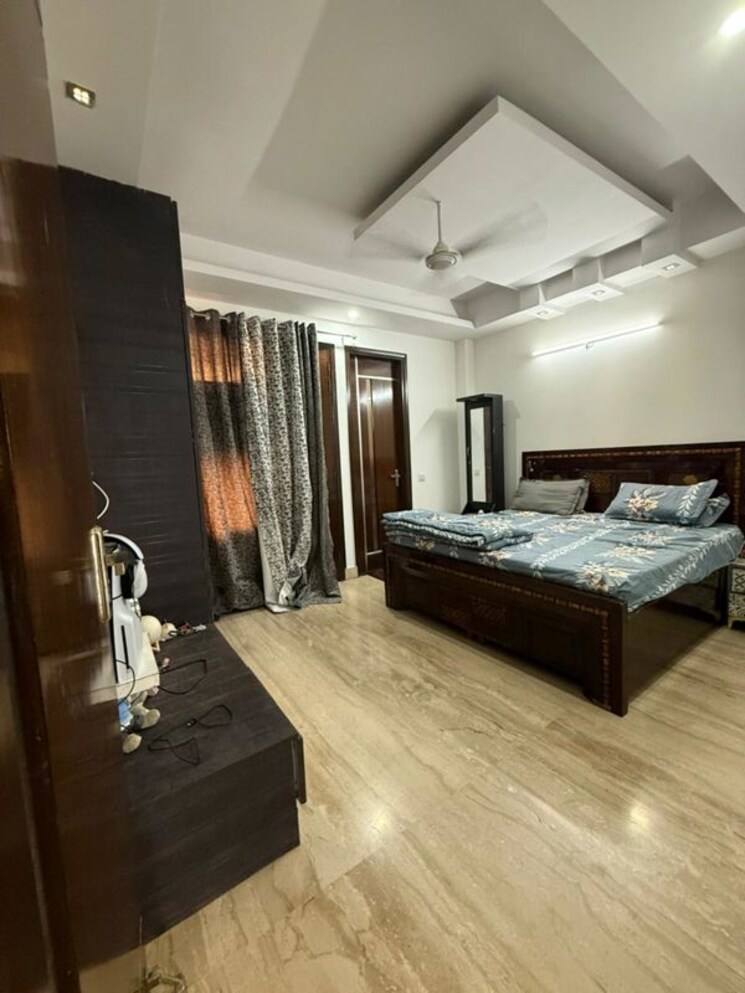 Bedroom, sector 31 3 Bedroom 2000 Sq.Ft. Builder Floor In Sector 31 Gurgaon 9825419
